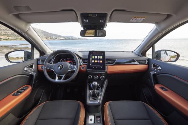 Renault captur внутри